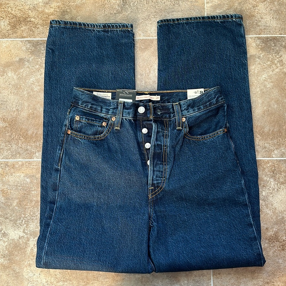 NWT Levi’s Premium Ribcage Straight Ankle Jeans Size 27